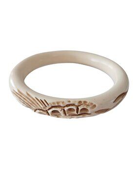 Carved Resin Bracelet, Pine Cone Needle Creme Off White Bracelet J667